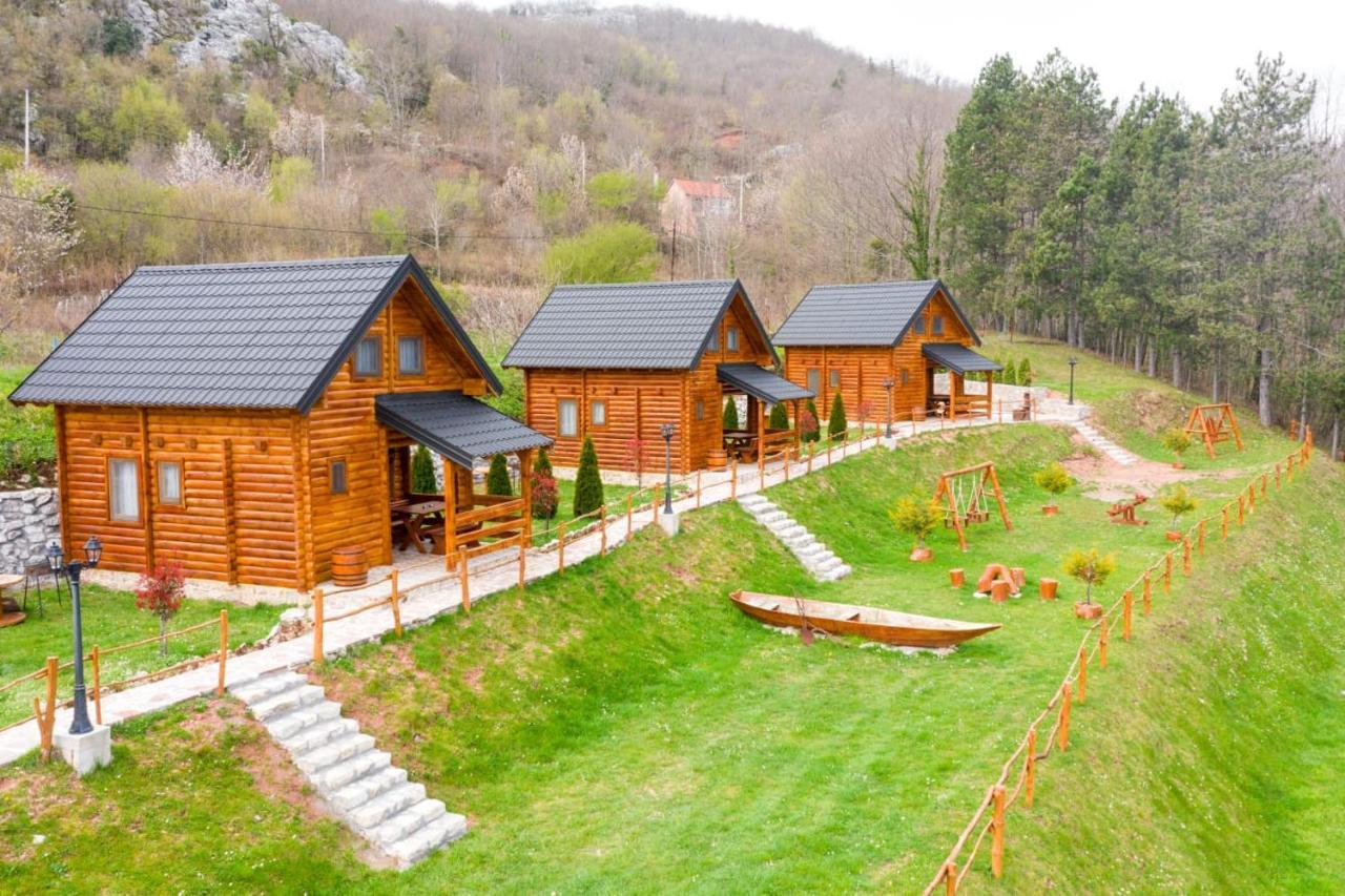 Forest&Lake Cottages Virpazar Exterior photo